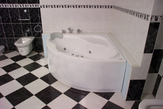 акриловая ванна ravak gentiana 140x140 cf01000000