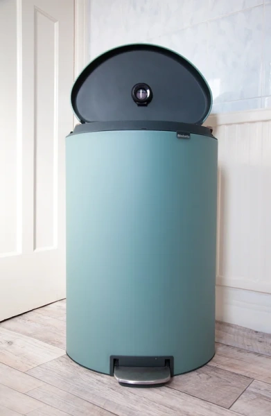 Мусорное ведро Brabantia FlatBack 103964