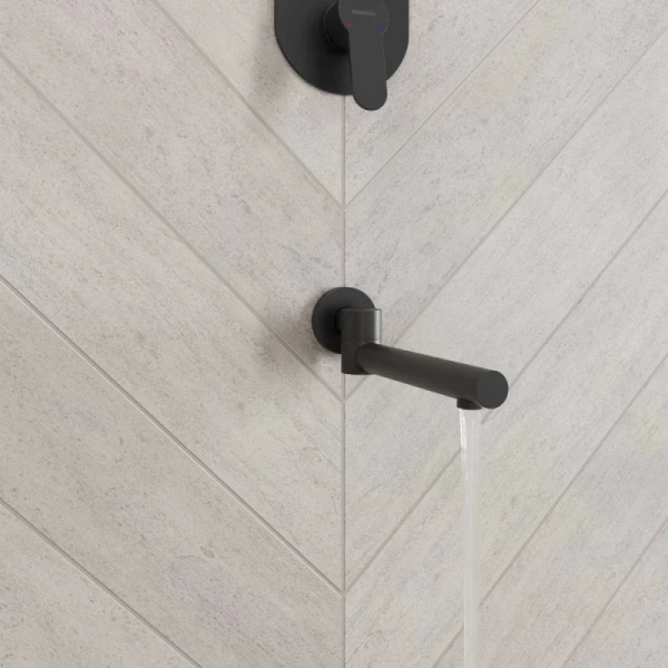 душевой комплект berges nardis 3r 071014 230 мм, со смесителем, черный матовый